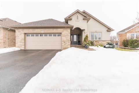 Property photo of 11 hollier drive, tillsonburg, ON n4g 0g2