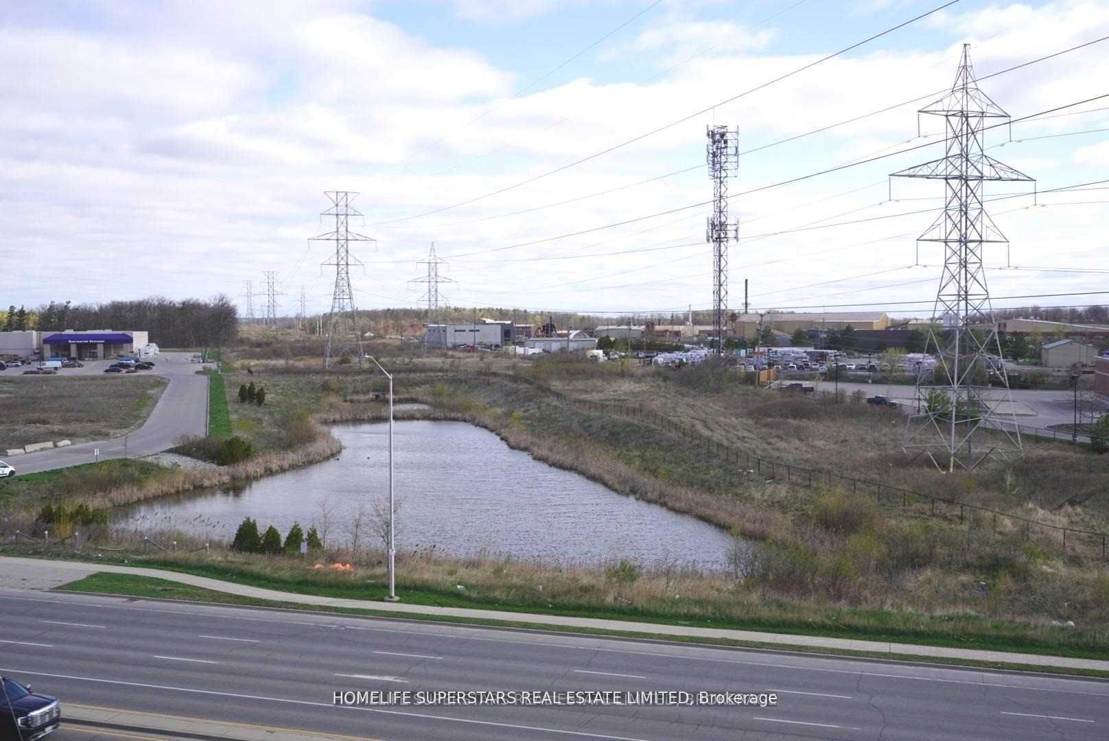 3200 Dakota common Road B513