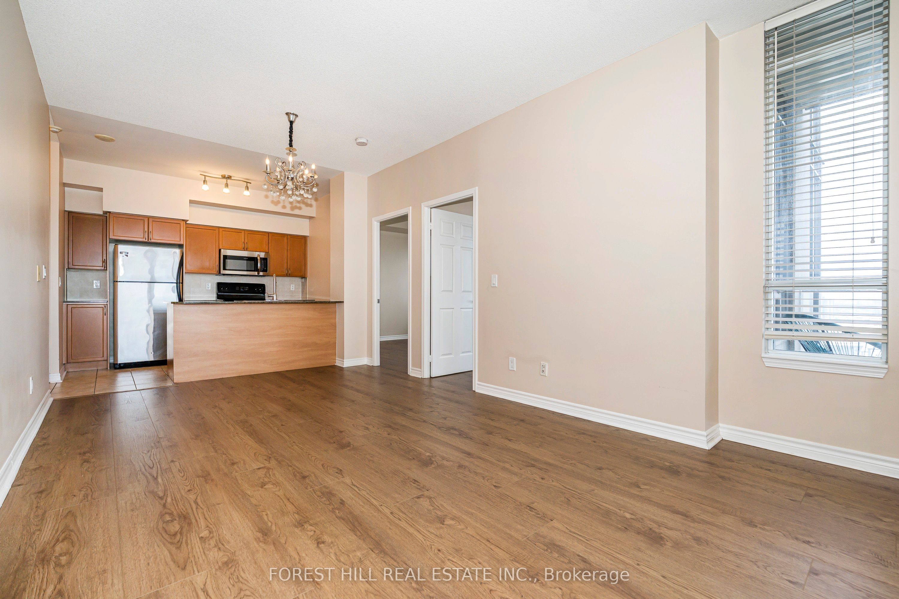 388 Prince Of Wales Drive 1610