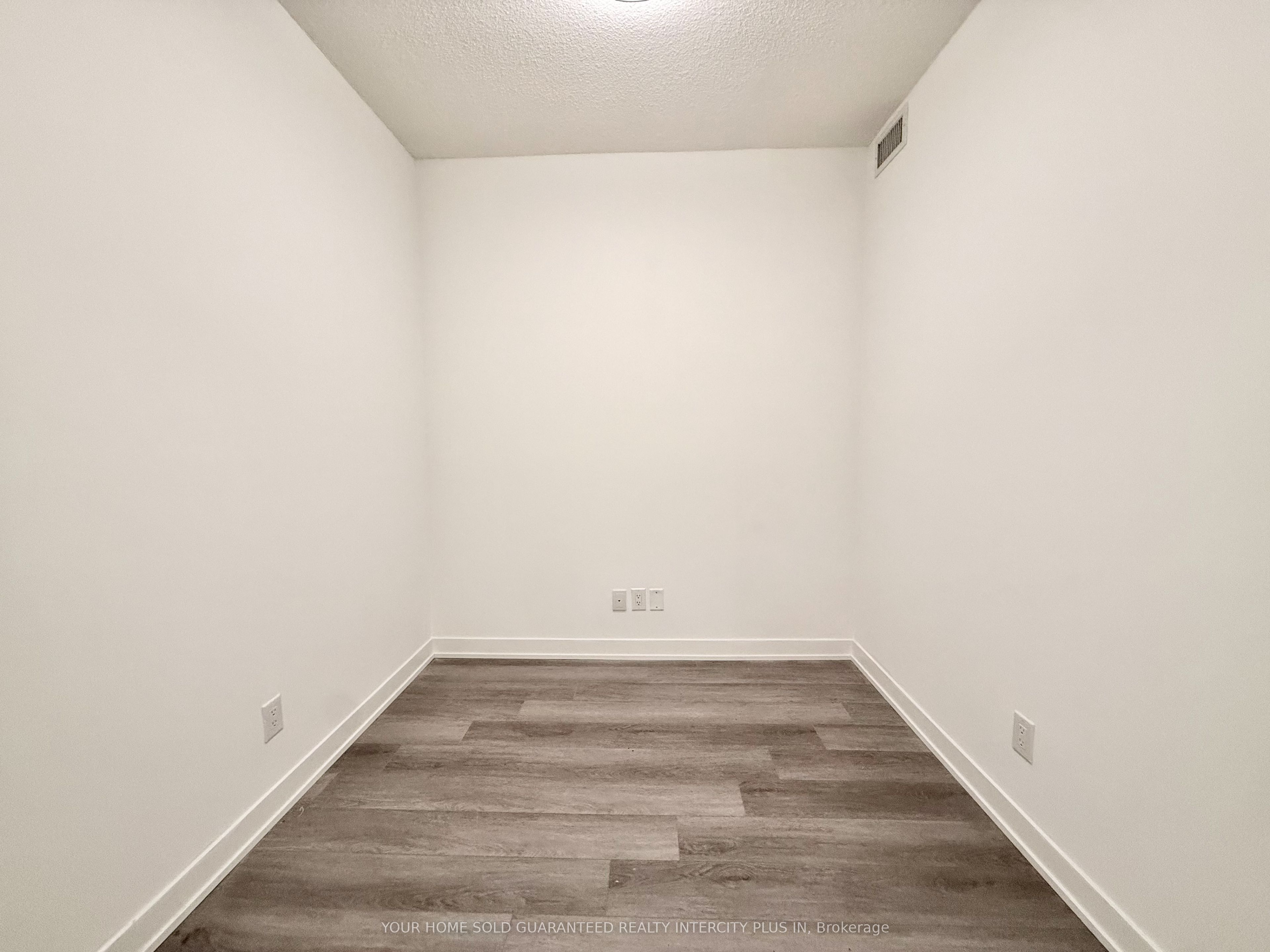 8119 Birchmount Road 626