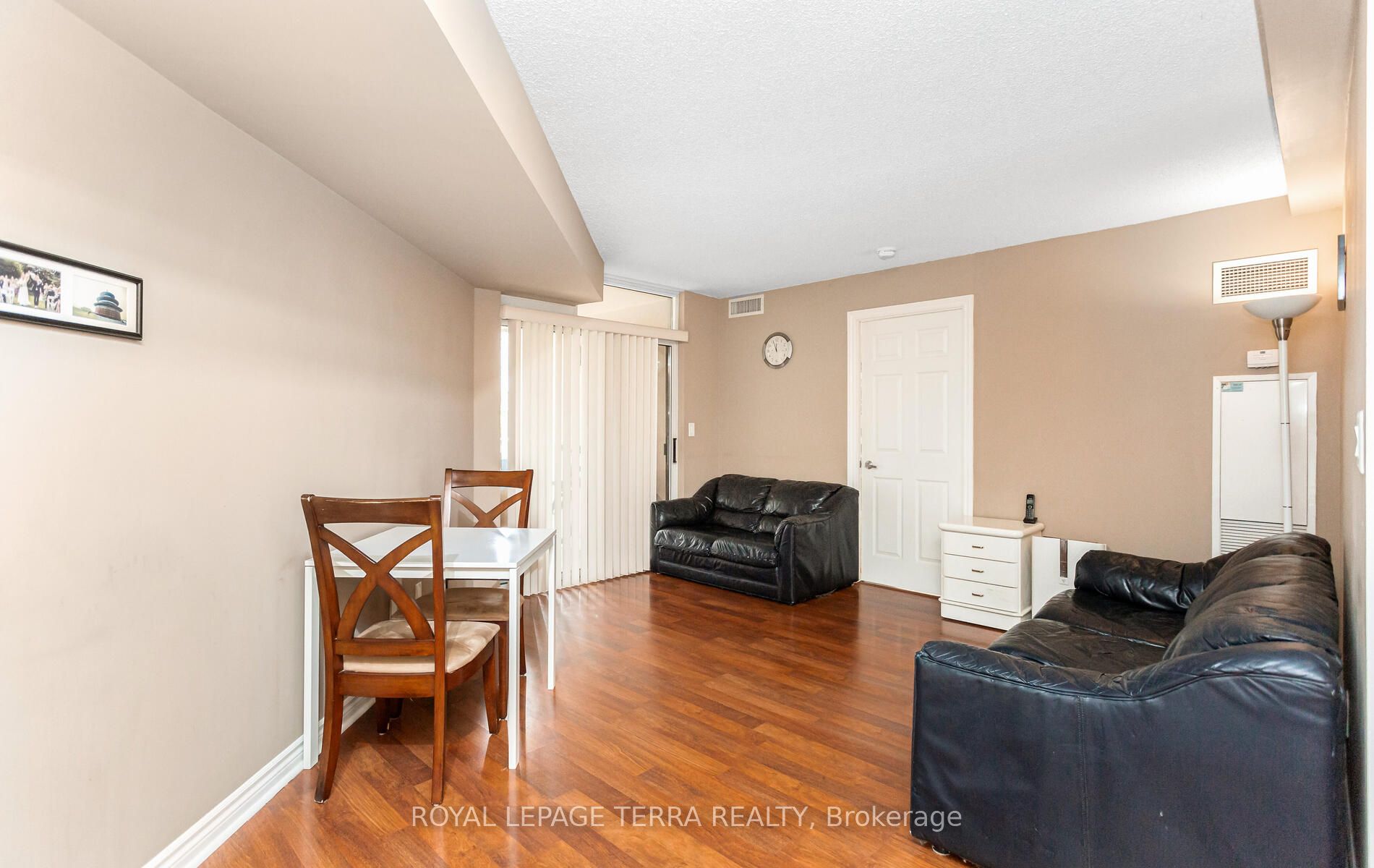 3888 Duke Of York Boulevard 430