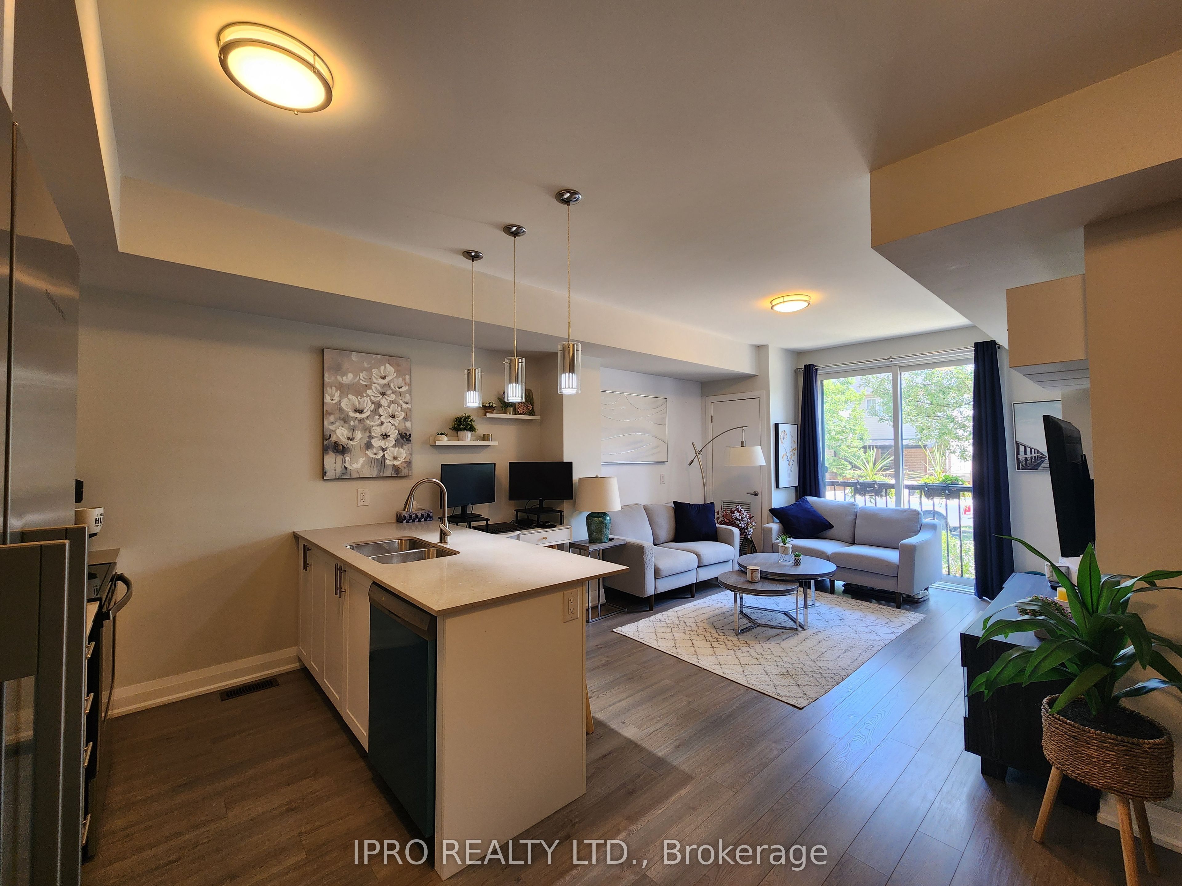 1206 Main Street E 104