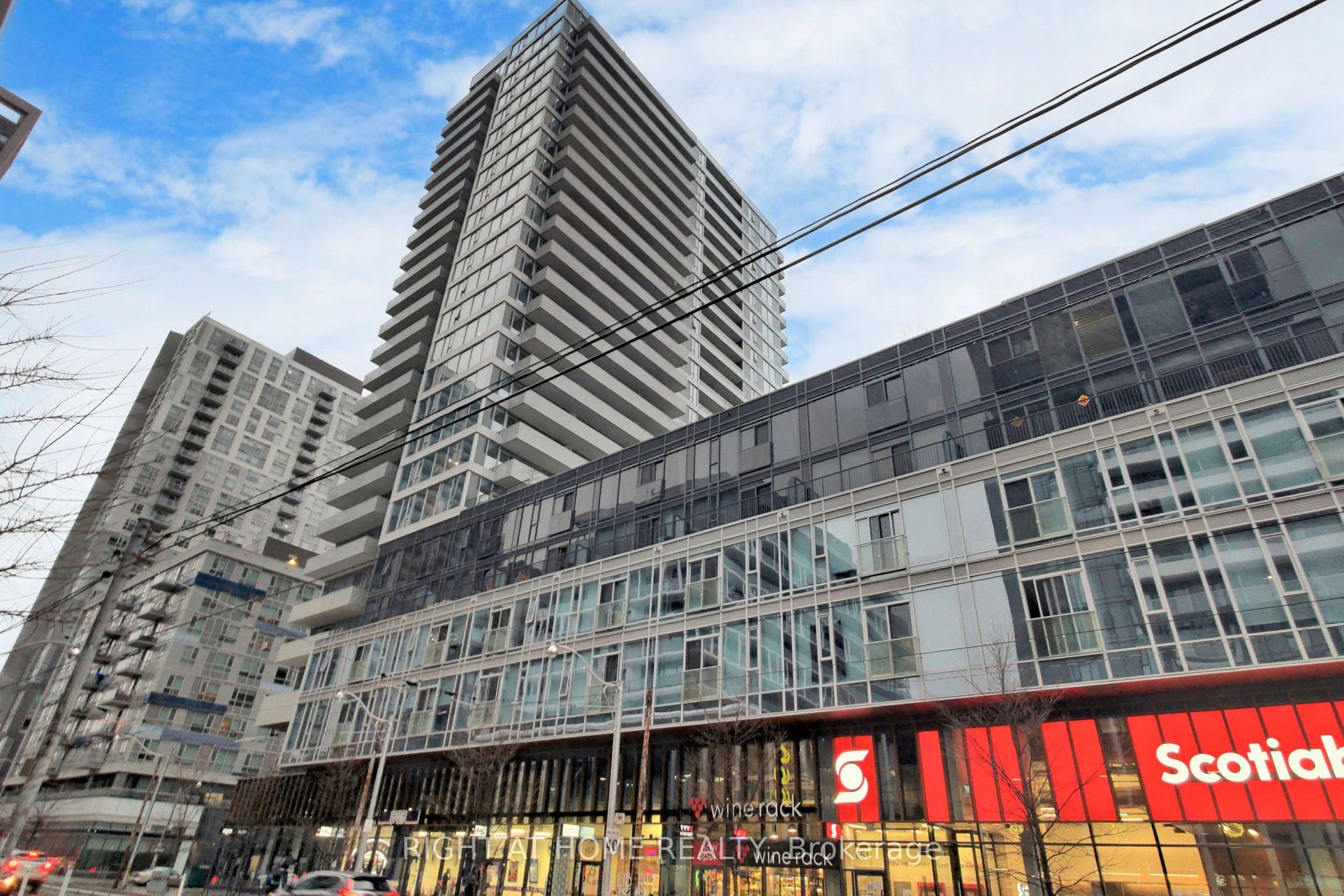 20 Tubman Avenue 707