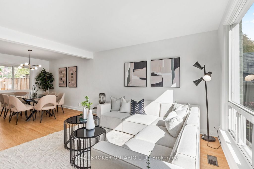 Photo of 29 Veery Place, Toronto, ON M3C 2C9 (MLS # C12475818)