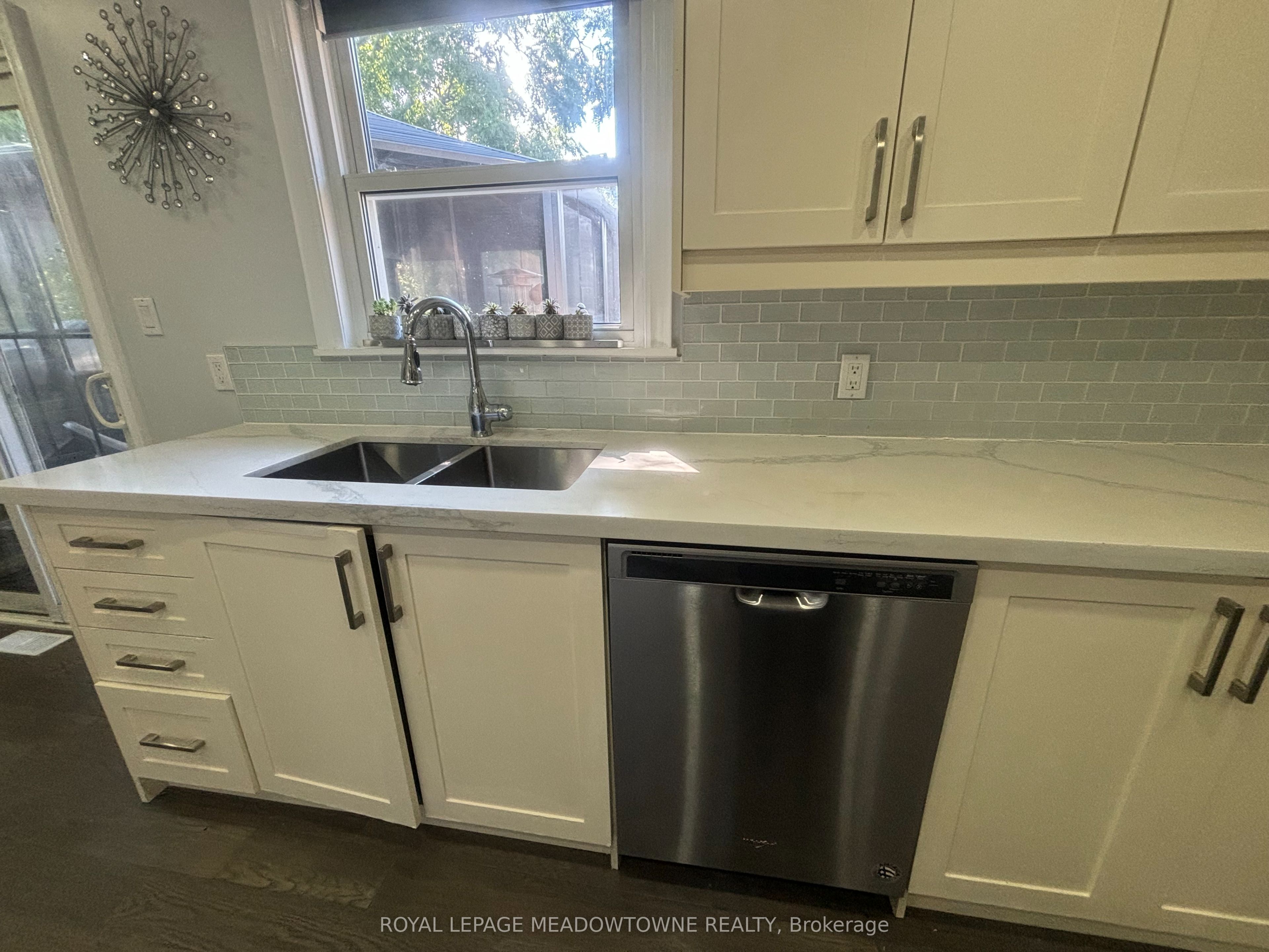 1278 Leighland Road Upper