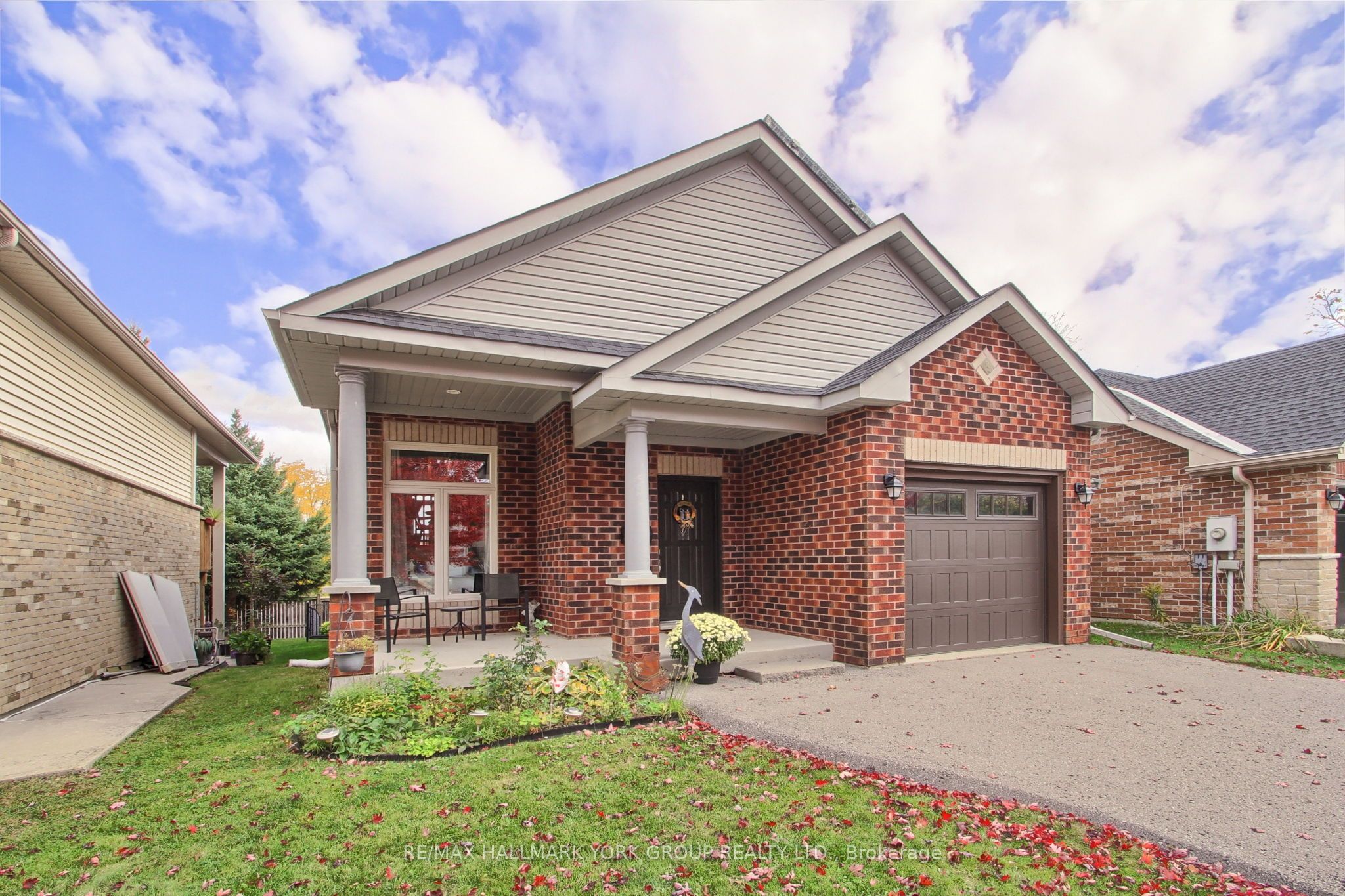 17 Hillview Drive