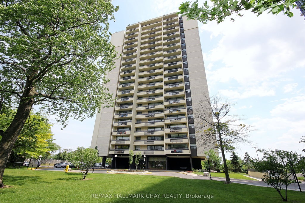 Photo of 1455 LAWRENCE Avenue W #1707, Toronto, ON M6L 1B1 (MLS # W13825038)
