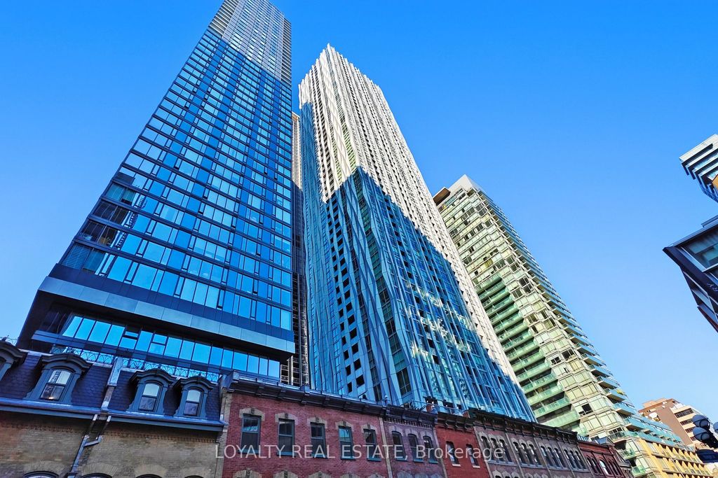 Photo of 1 Yorkville Avenue #5005, Toronto, ON M4W 0B1 (MLS # C12482655)
