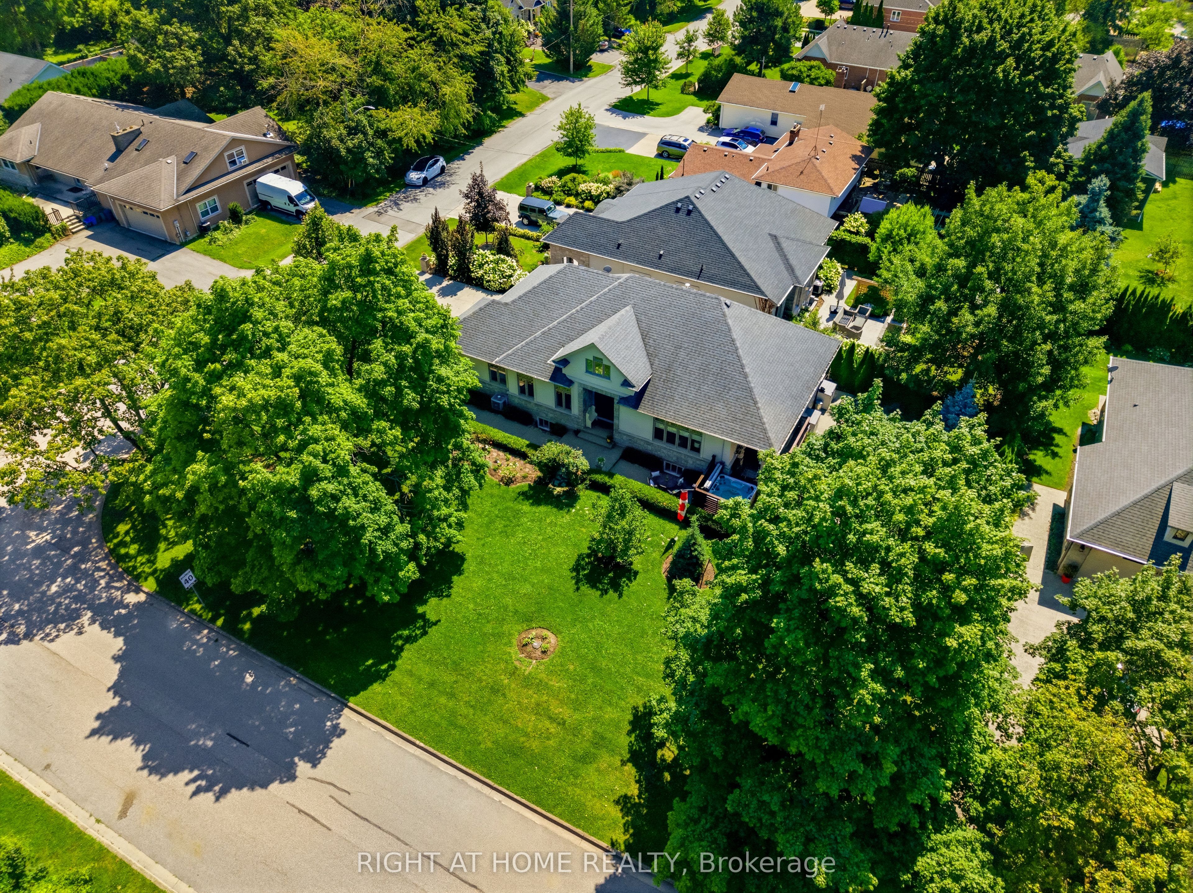 411 Nassau Street