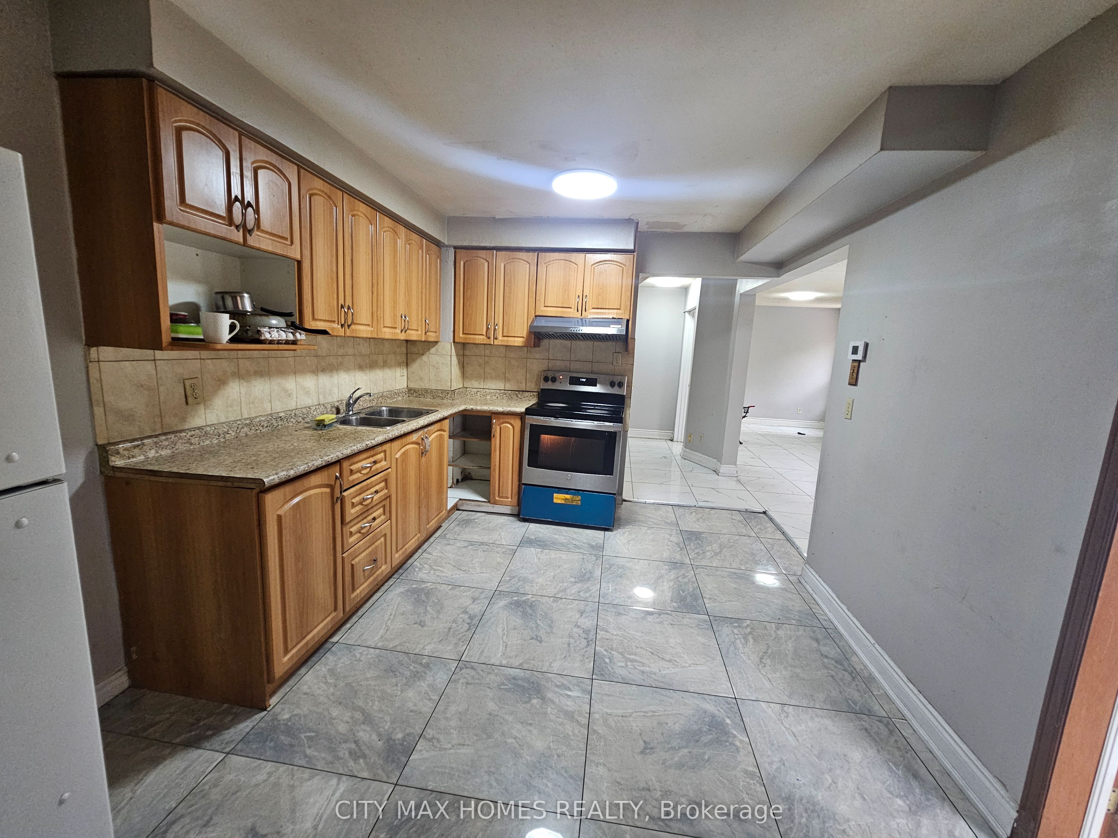 20 Windmill Boulevard