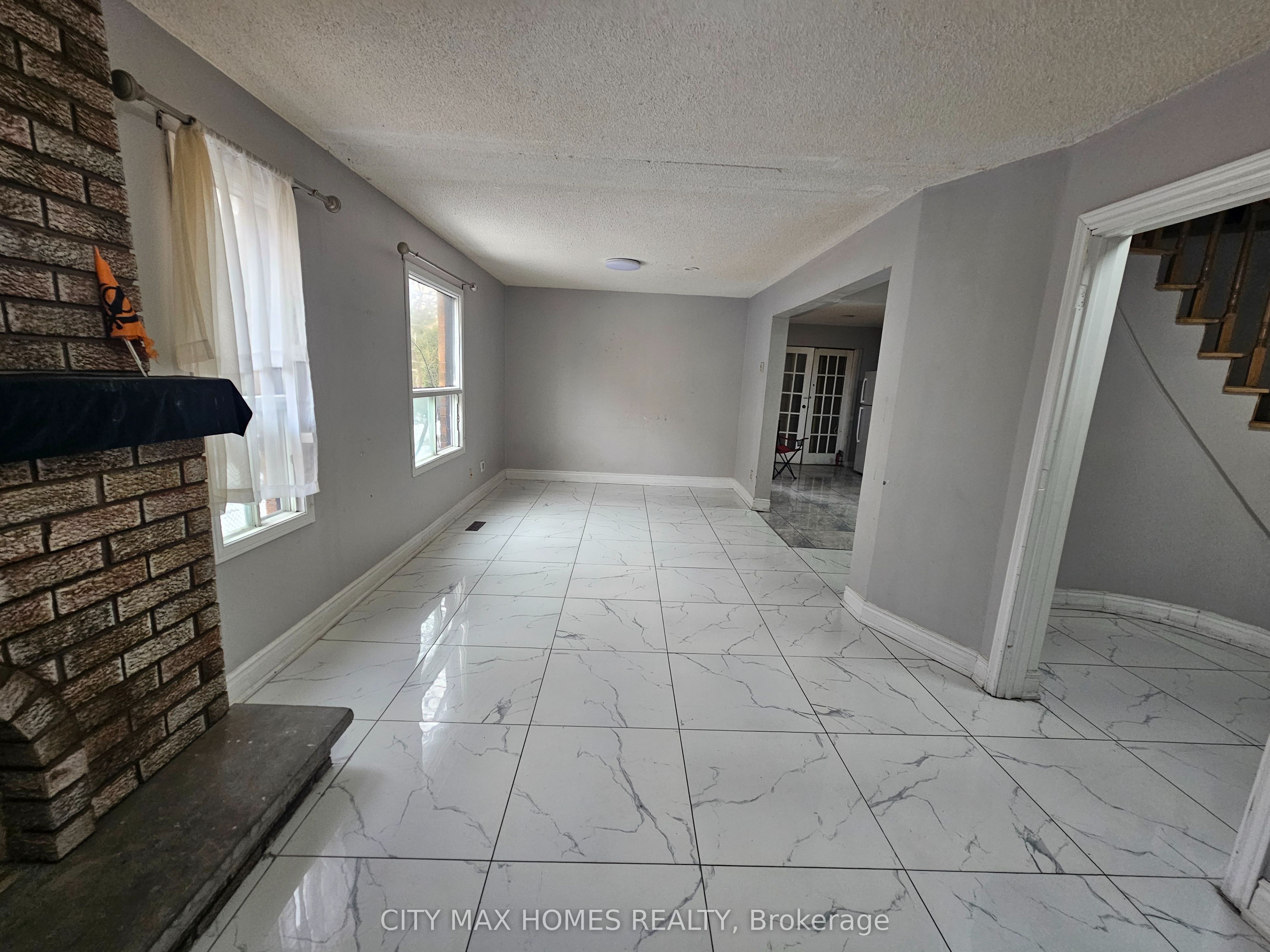 20 Windmill Boulevard