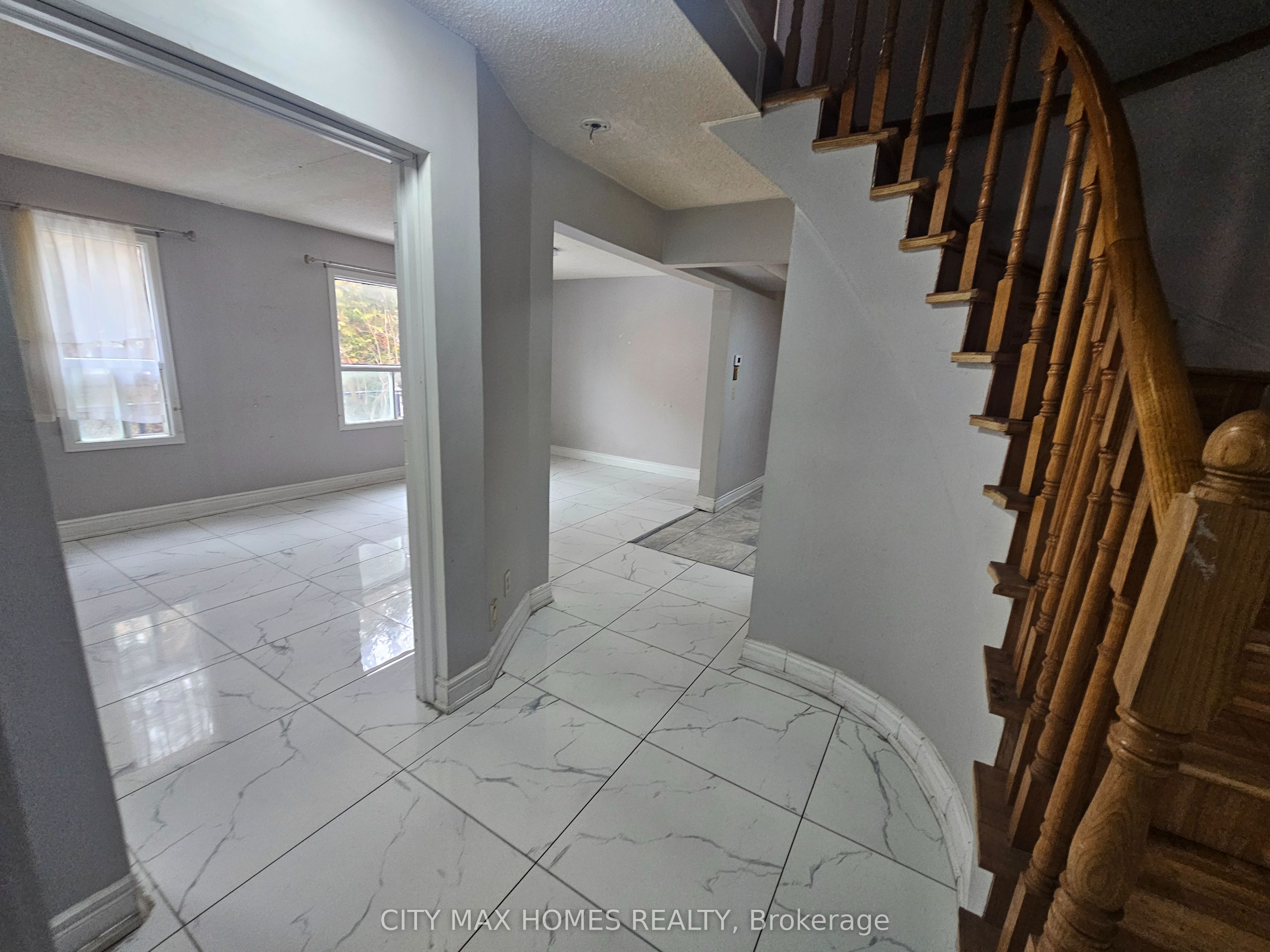 20 Windmill Boulevard