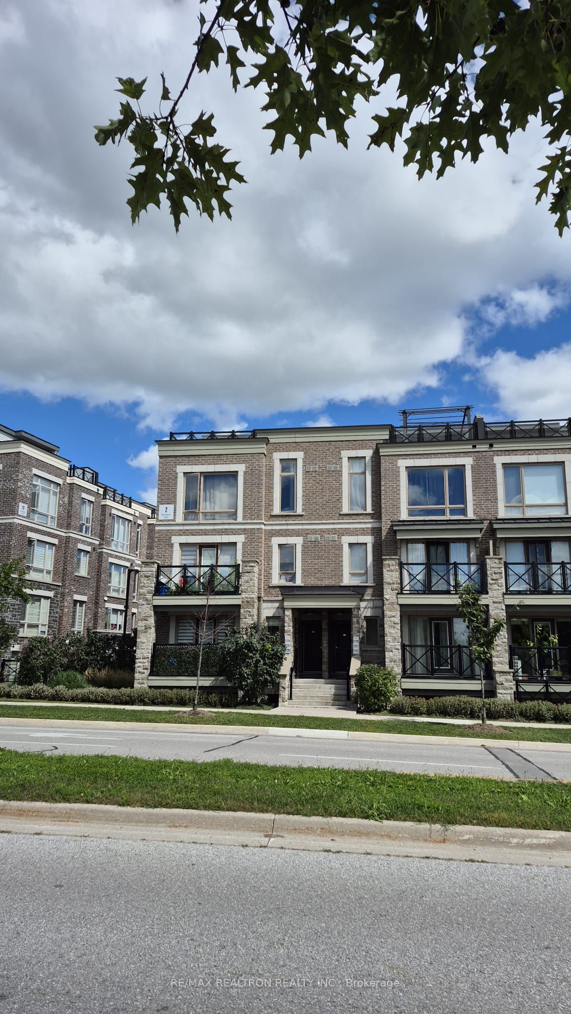 2 Westmeath Lane 2120