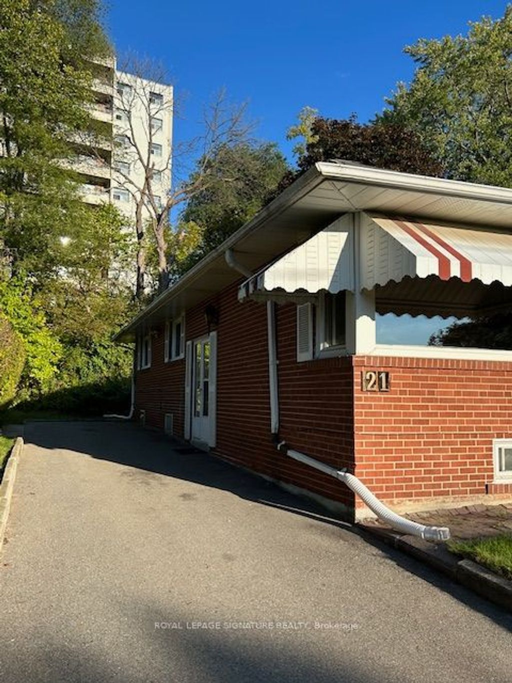 Photo of 21 Prestbury Street, Toronto, ON M4A 2H9 (MLS # C12465755)