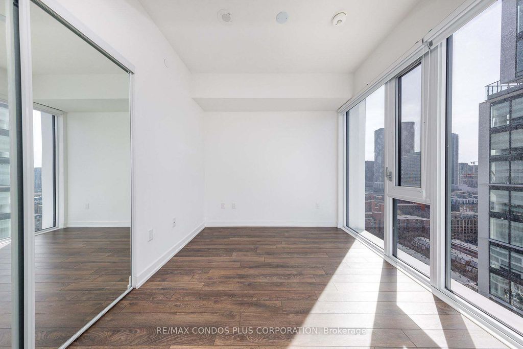 Photo of 158 Front Street E #2115, Toronto, ON M5A 0K9 (MLS # C12816266)