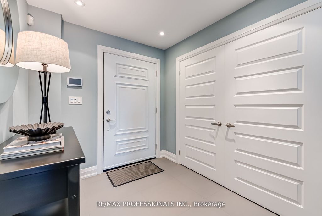 Photo of 372 Silverthorn Avenue, Toronto, ON M6M 3G9 (MLS # W12380218)
