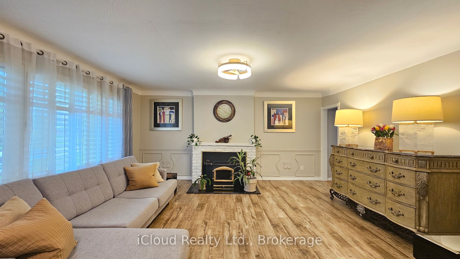 1066 Marley Crescent