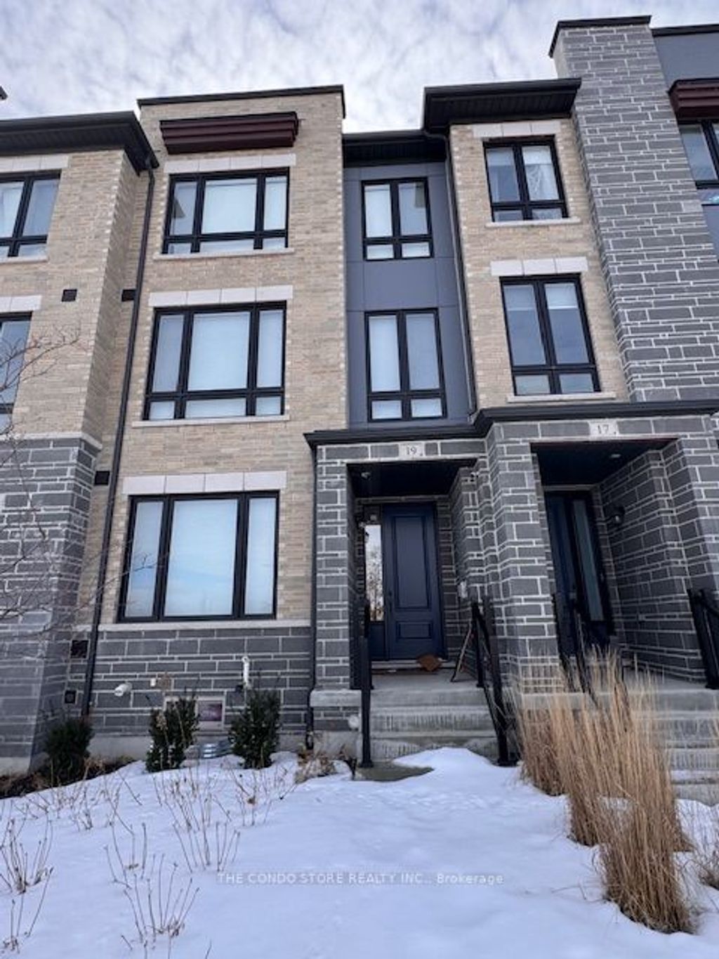 Photo of 19 Haydock Way, Whitby, ON L1N 0M6 (MLS # E12956560)
