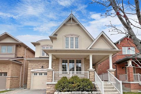 28 Township Avenue Richmond Hill ON L4E 0J8