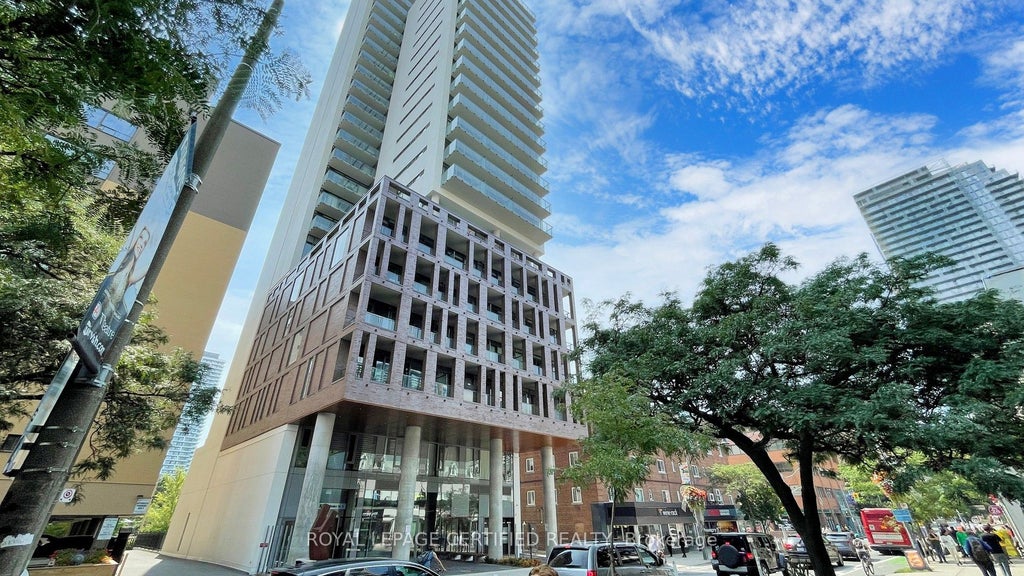 Photo of 81 Wellesley Street E #2305, Toronto, ON M4Y 0C5 (MLS # C13726340)