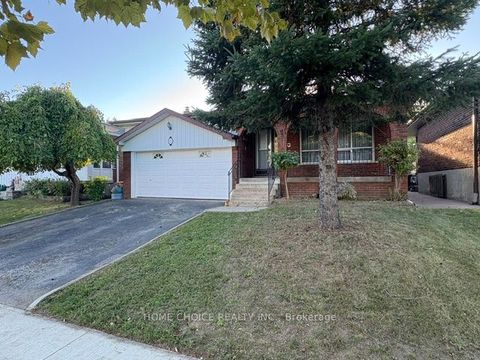 Photo of 27 TERRYHILL Crescent E, Toronto, ON M1S 3X2 (MLS # E12459031)
