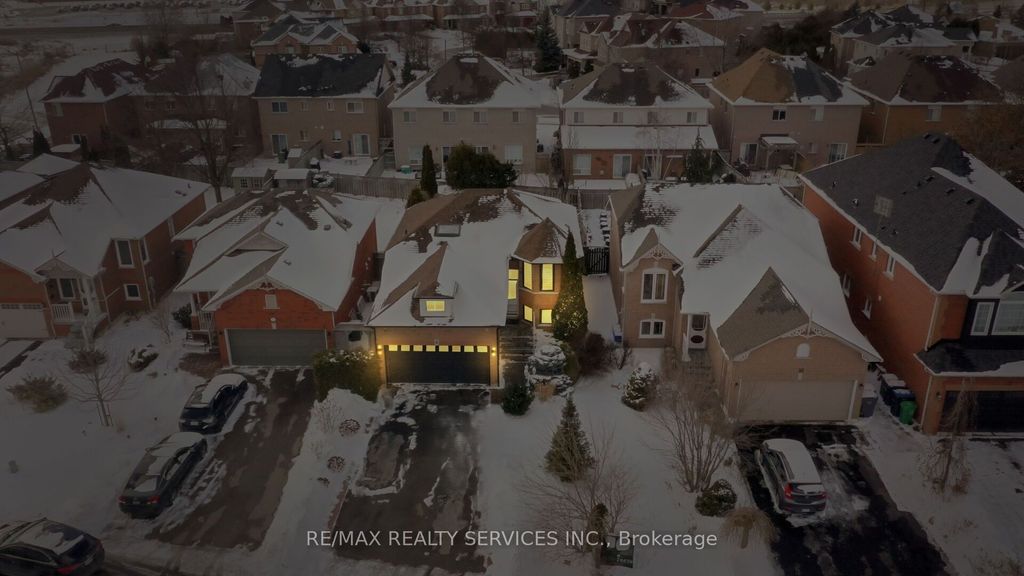 Photo of 8 Bradwick Court, Caledon, ON L7C 1B6 (MLS # W12842406)