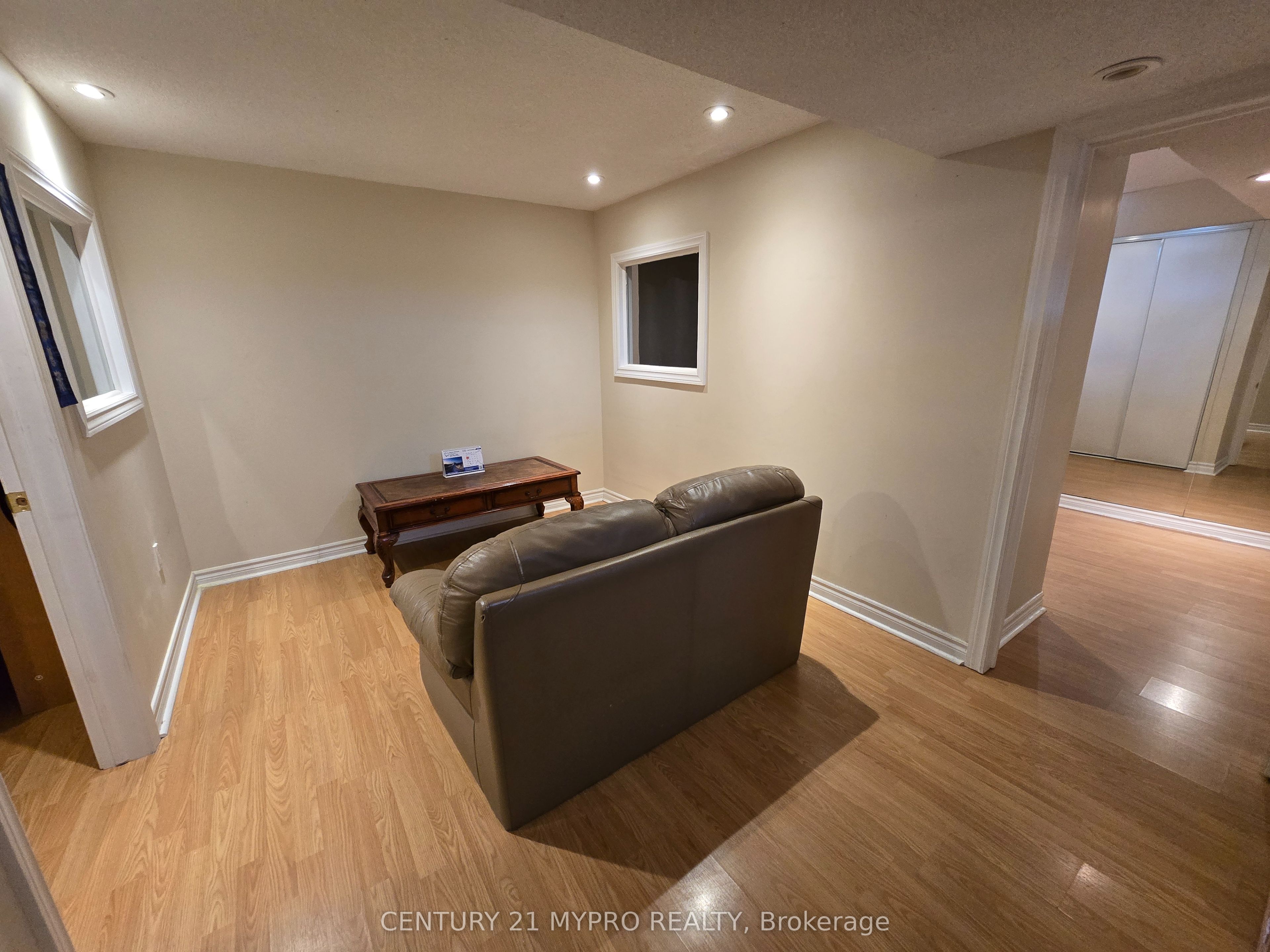 10 Bianca Drive Lower unit