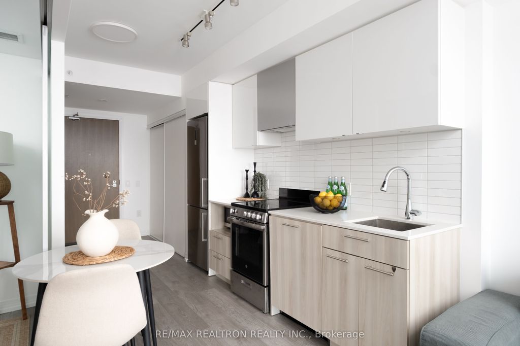 Photo of 251 Jarvis Street #3309, Toronto, ON M5B 0C3 (MLS # C13067274)