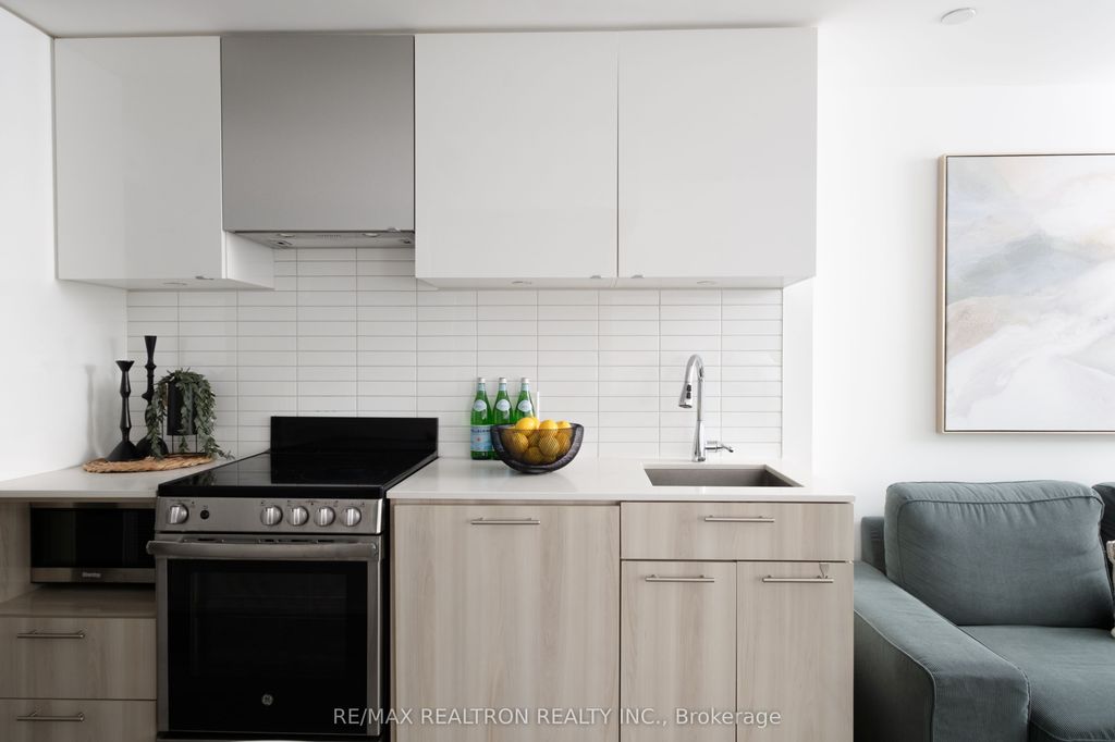 Photo of 251 Jarvis Street #3309, Toronto, ON M5B 0C3 (MLS # C13067274)