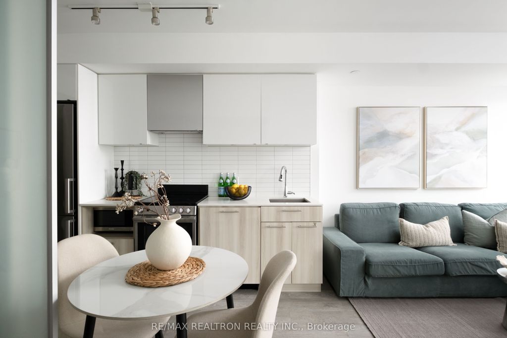 Photo of 251 Jarvis Street #3309, Toronto, ON M5B 0C3 (MLS # C13067274)