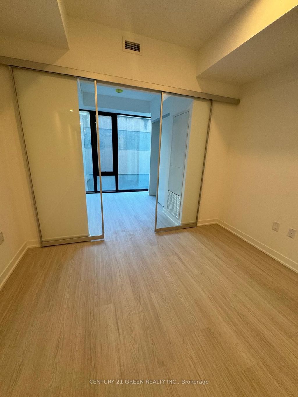 Photo of 195 McCaul Street #411, Toronto, ON M5T 1W6 (MLS # C12805088)