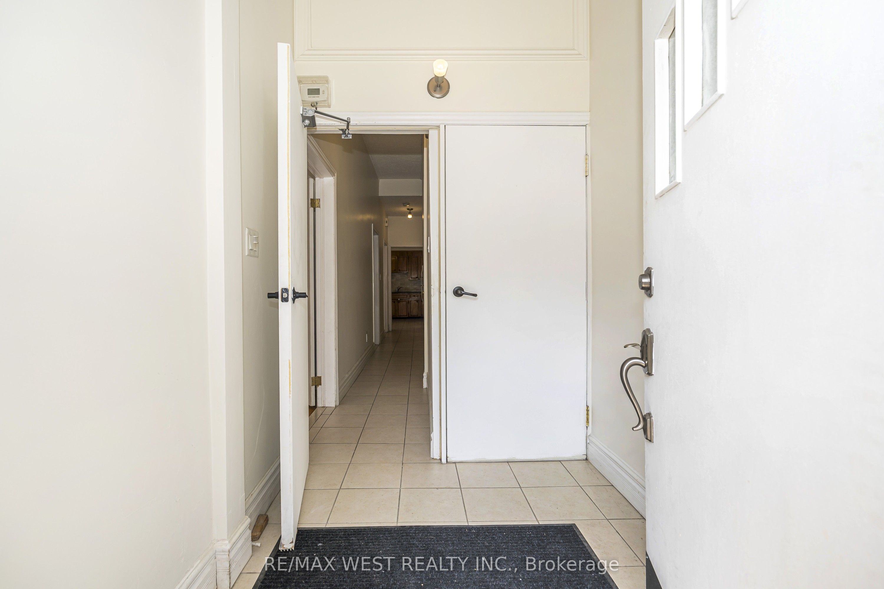 404 Manning Avenue