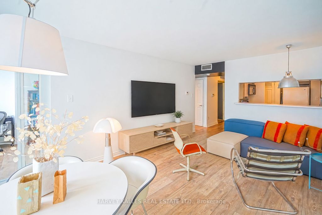 Photo of 7 Broadway Avenue #609, Toronto, ON M4P 3C5 (MLS # C13130968)
