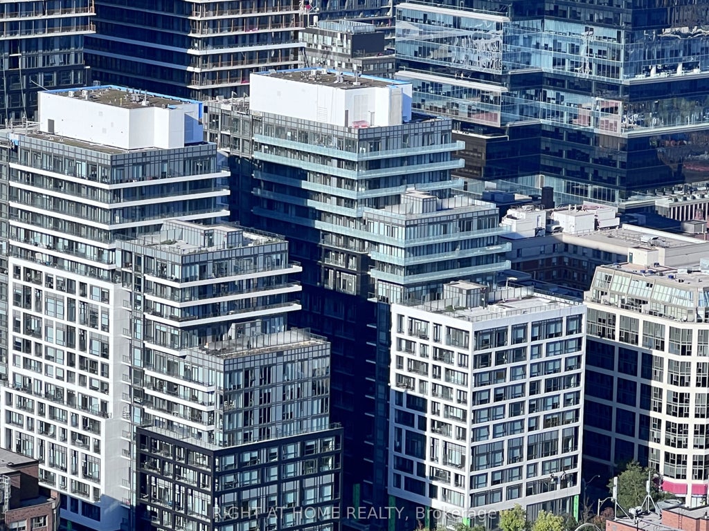 Photo of 60 Princess Street #1721, Toronto, ON M5A 2C7 (MLS # C14112112)
