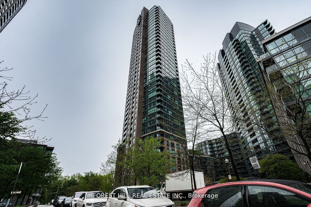Photo of 219 Fort York Boulevard #2107, Toronto, ON M5V 1B1 (MLS # C12468083)