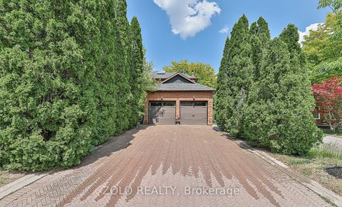 17 Hart Street Richmond Hill ON L4C 8X2