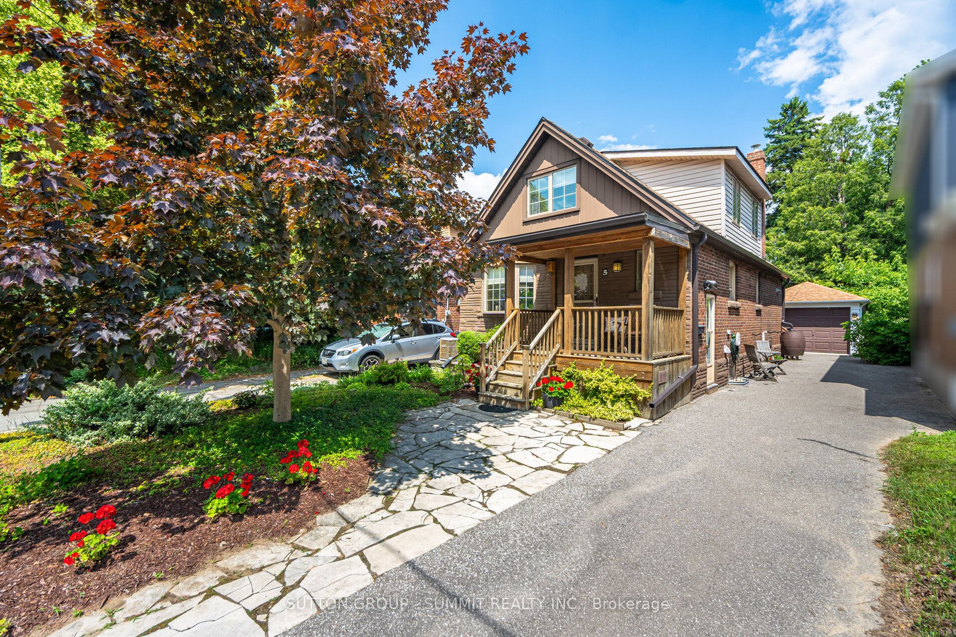 5 Norlong Boulevard