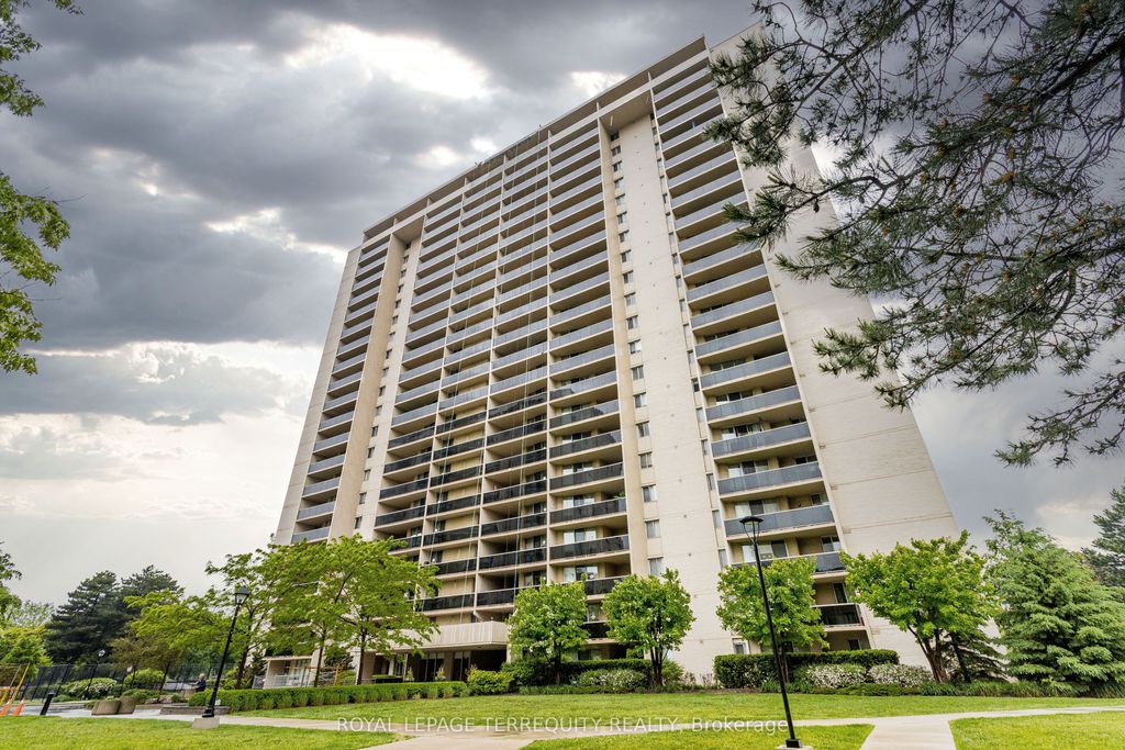 Photo of 812 Burnhamthorpe Road #1907, Toronto, ON M9C 4W1 (MLS # W13034284)