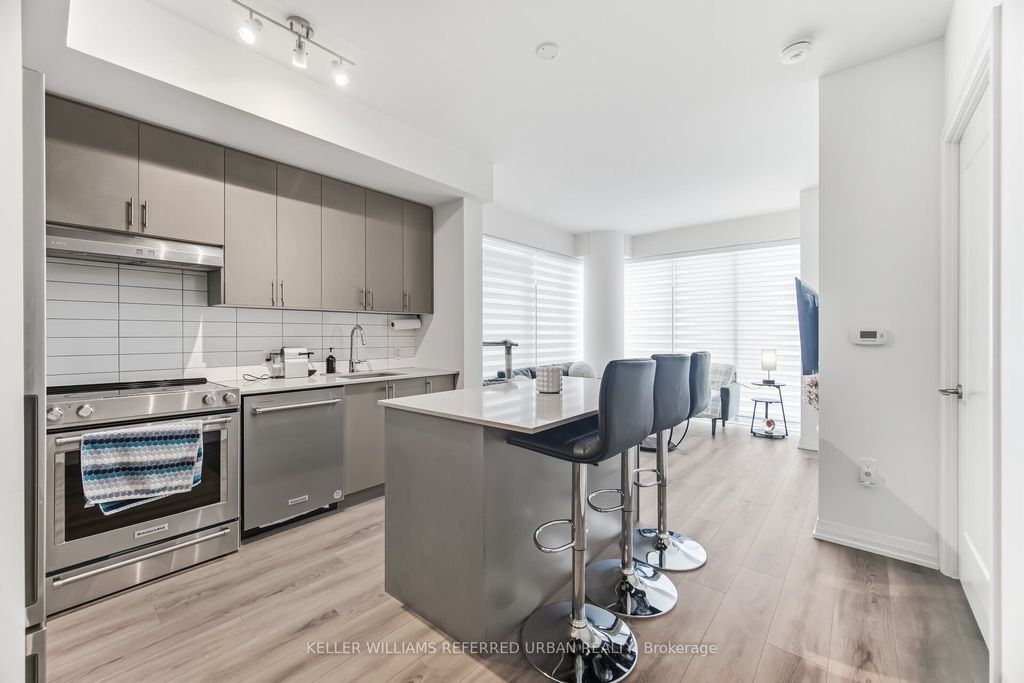 Photo of 9000 Jane Street #1115, Vaughan, ON L4K 0M6 (MLS # N13582278)