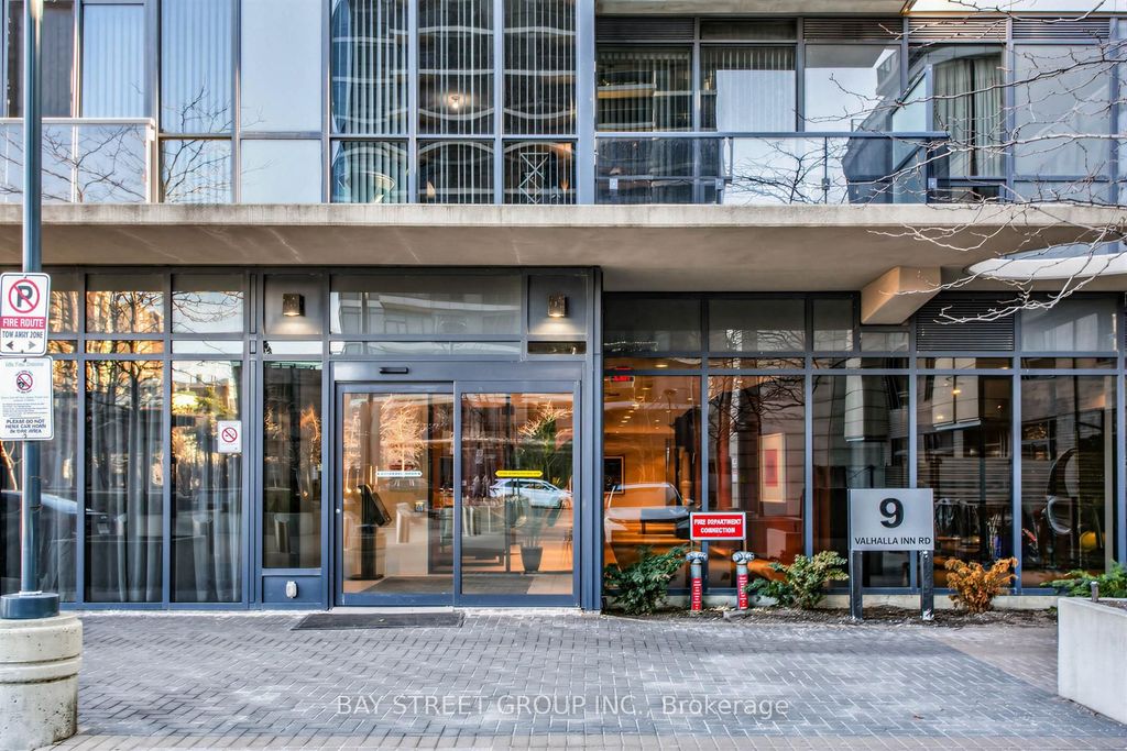 Photo of 9 Valhalla Inn Road #1910, Toronto, ON M9B 0B2 (MLS # W12954040)