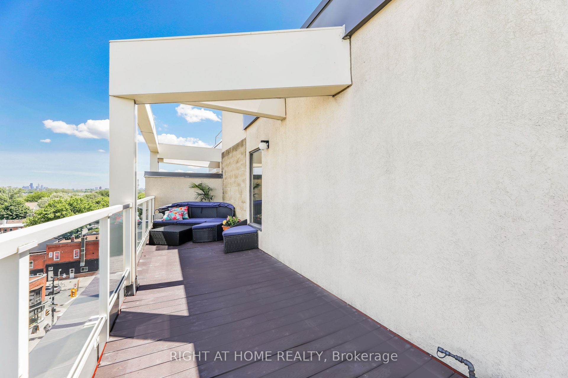 1 St Johns Road 504