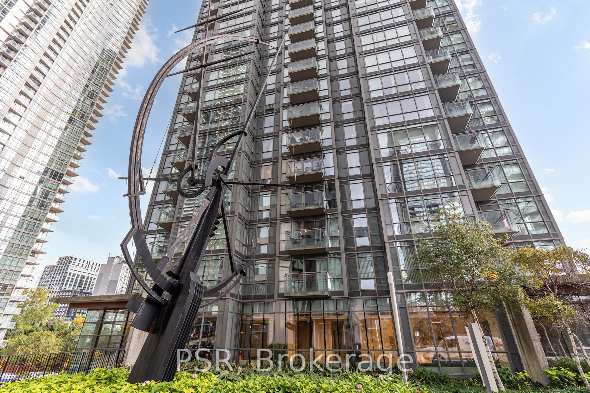 11 Brunel Court 2603