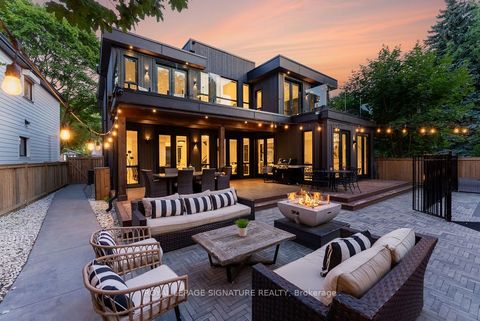 Photo of 102 Midland Avenue, Toronto, ON M1N 4A2 (MLS # E12415458)