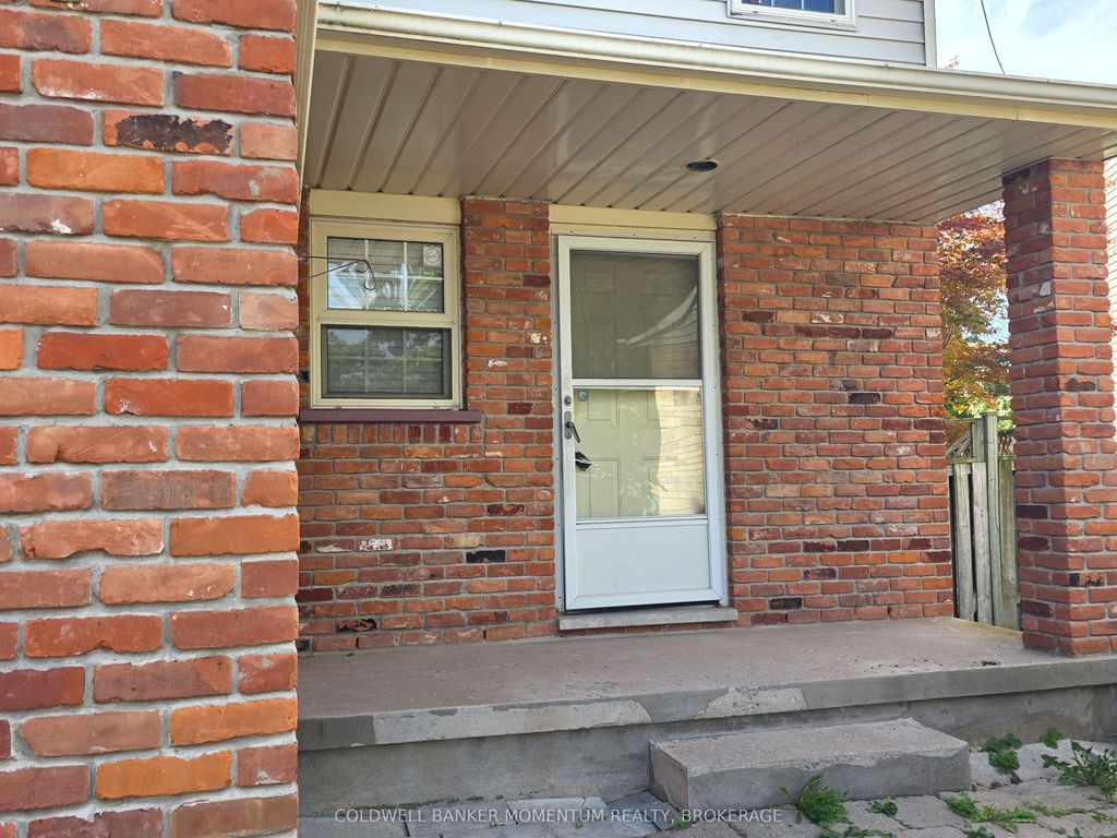 Photo of 7 Terrama Court, St. Catharines, ON L2S 3X1 (MLS # X12704656)