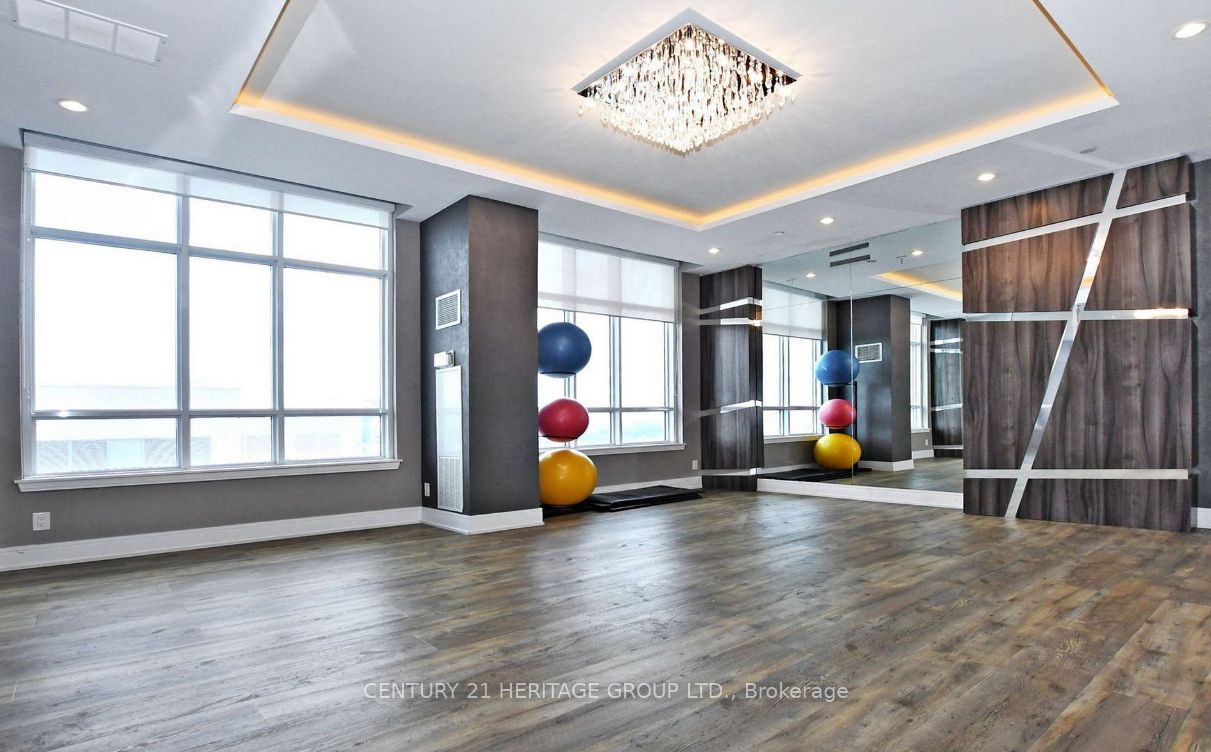 9201 Yonge Street 1609