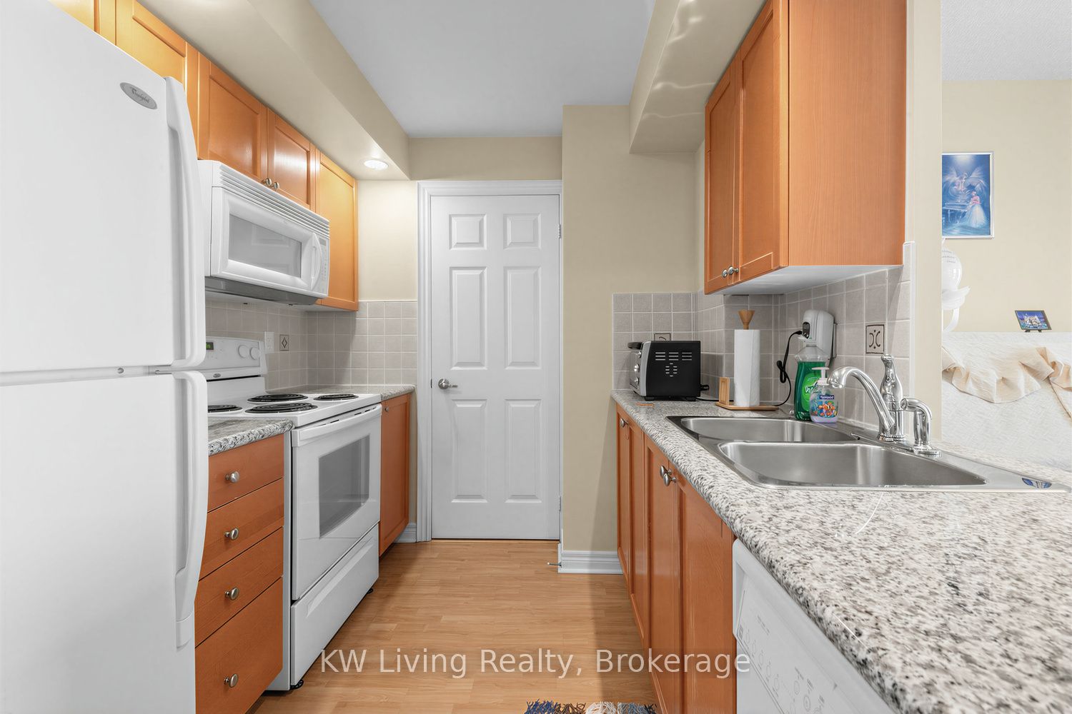 33 Cox Boulevard 1619