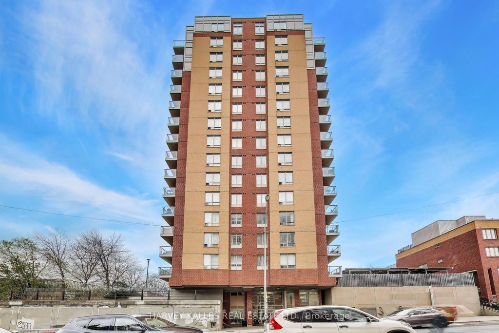 Photo of 1369 Bloor Street W #401, Toronto, ON M6P 4J4 (MLS # C13138756)