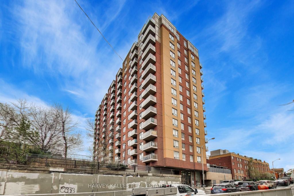 Photo of 1369 Bloor Street W #401, Toronto, ON M6P 4J4 (MLS # C13138756)