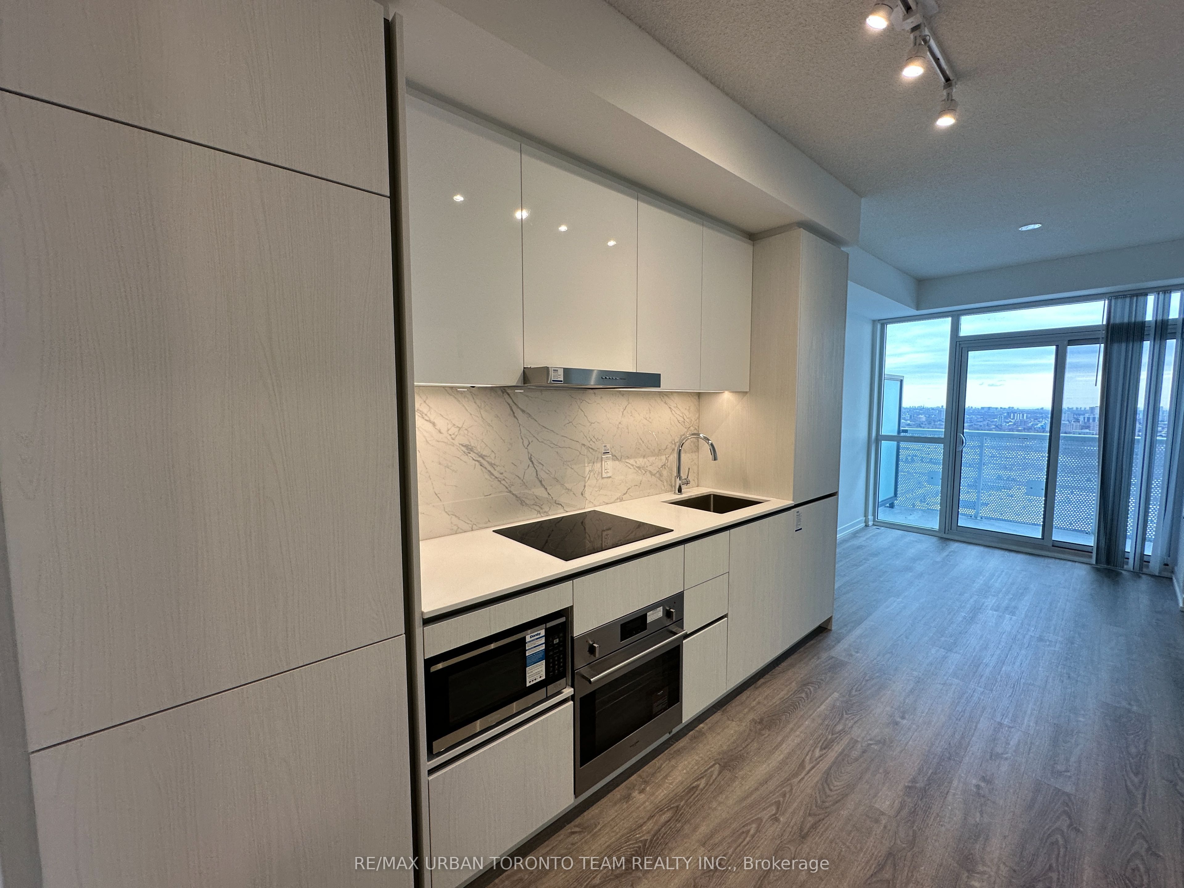 8 Interchange Way 3511