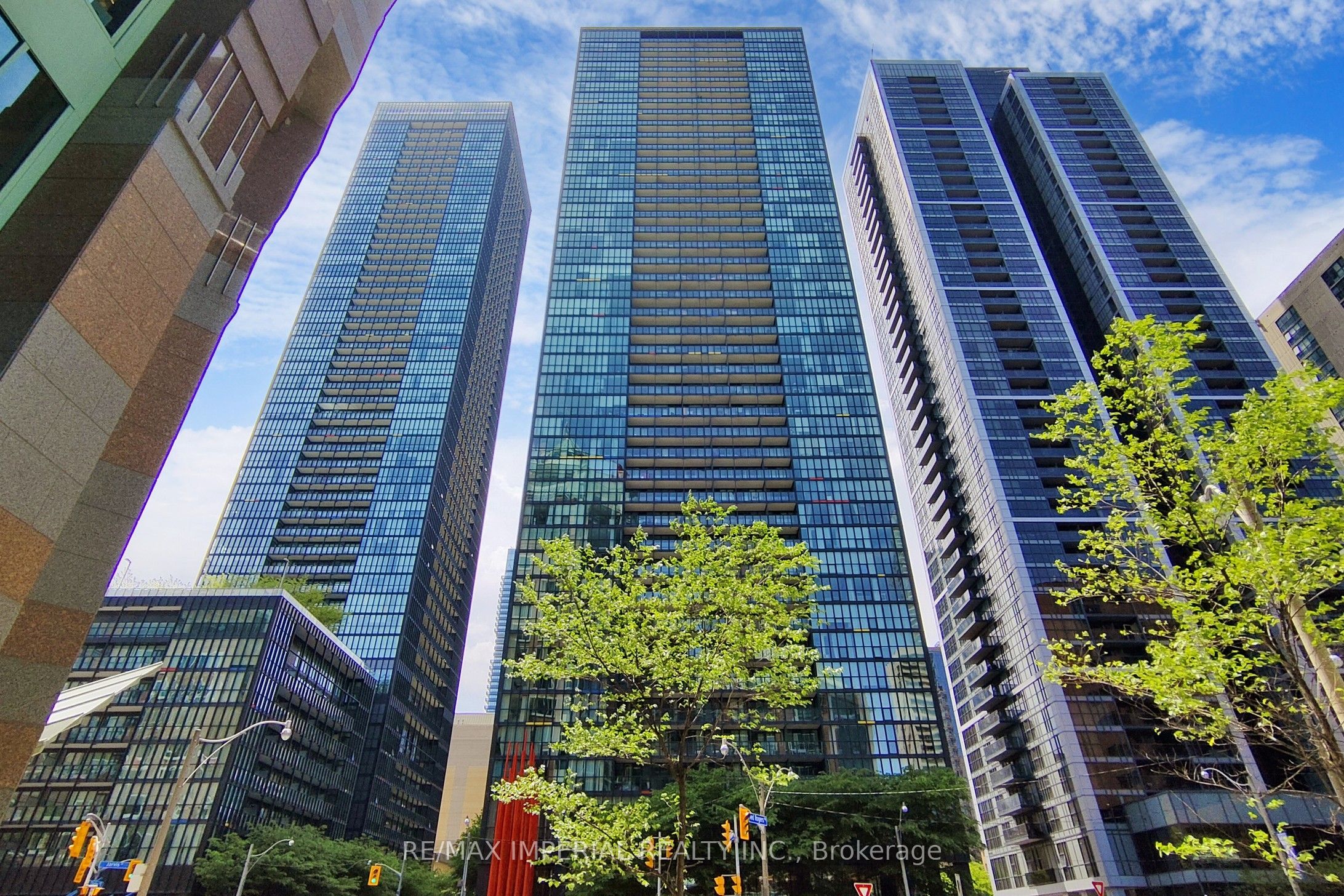 110 Charles Street E 2308